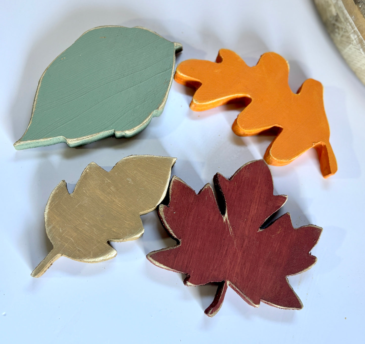 Fall Leaves Shelf Decor